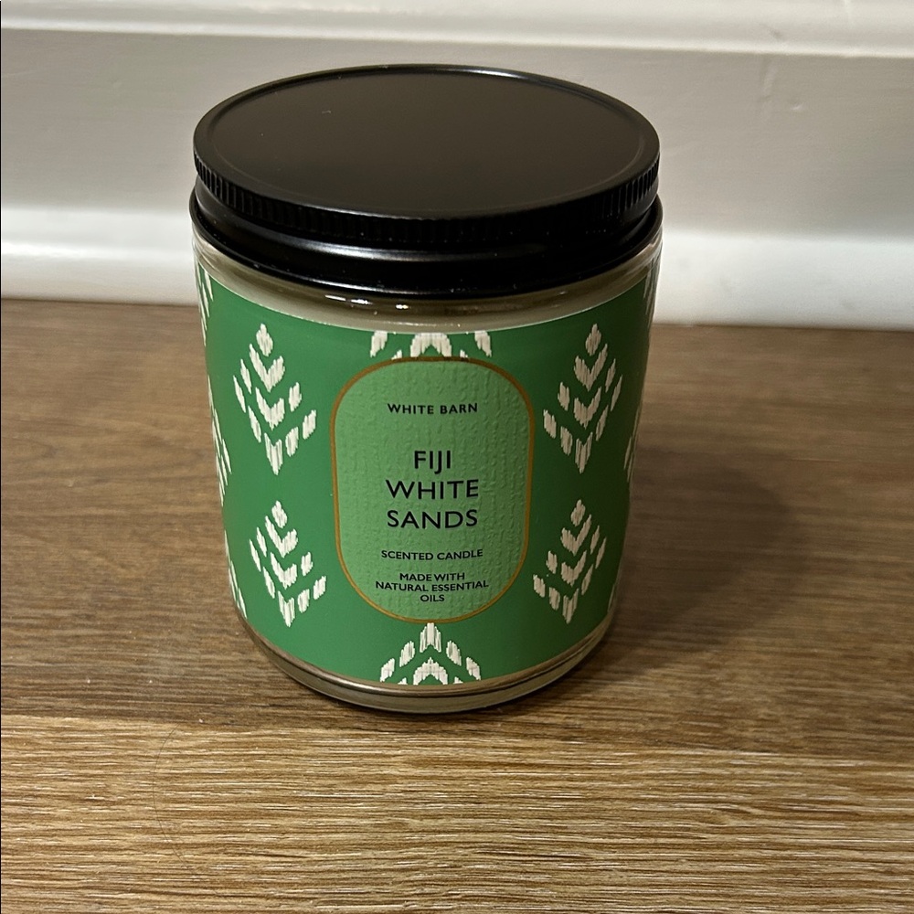 White Barn (B&BW sister co) Fiji White Sands Green Decorative Scented Candle Jar
